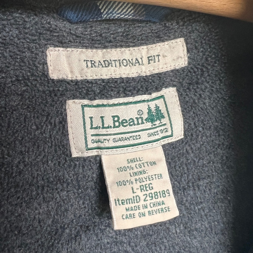L.L. Bean Flannel Shacket Large Mens Blue Fleece Lined Plaid Distressed - Picture 3 of 7
